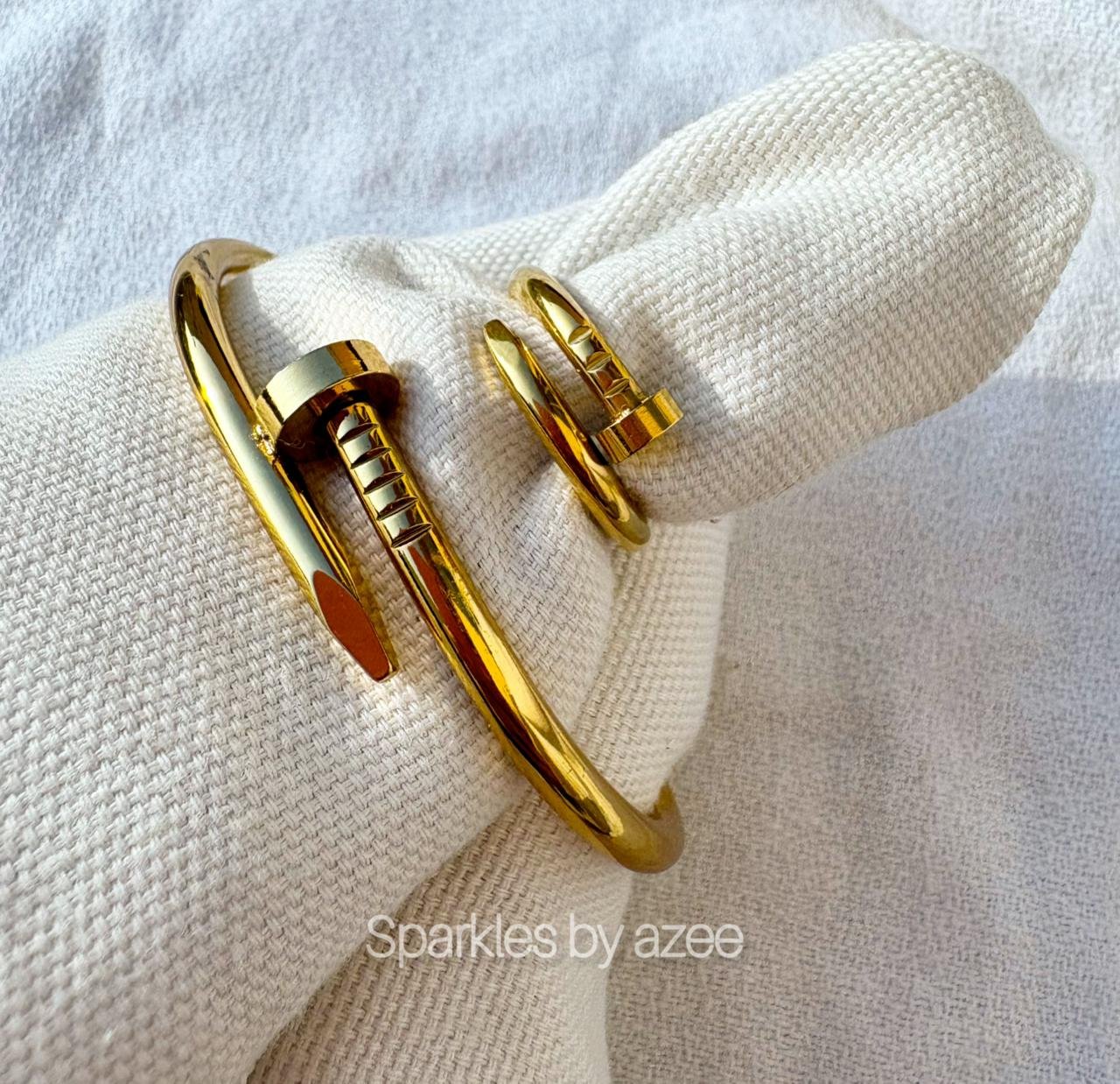 Set of Nail Bracelet and Nail Ring - (18K Gold Plated)